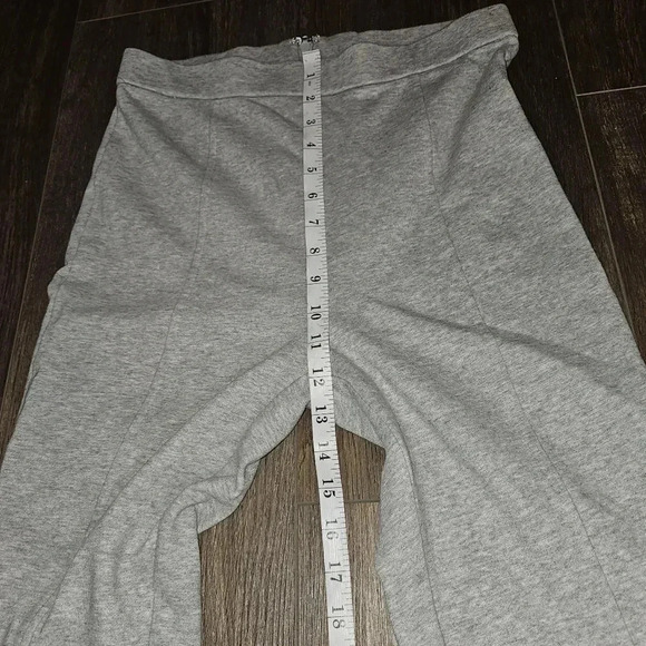 No Vacancy Wide Leg High Waisted Side  Leg Zipper Accent‎ Gray Leggings SZ L - Picture 7 of 12